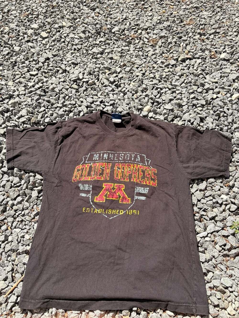 Old Varsity Brand Minnesota Golden Gophers T-Shirt Dark Brown Collegiate Tee